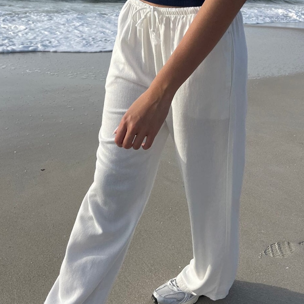 🌷 Brandy Melville Anastasia Linen Pants
